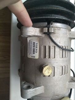 Компрессор кондиционера volvo