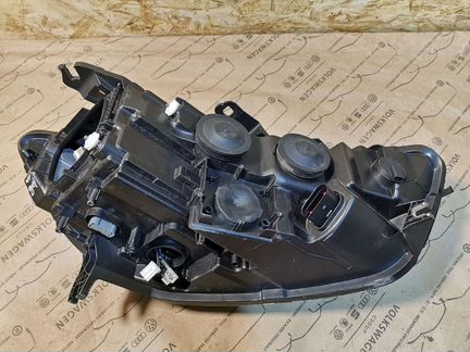 Фара левая адаптивная Audi A6 C7