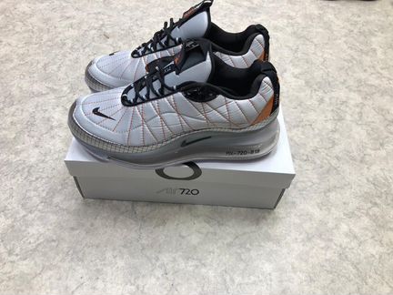 Кроссовки Nike