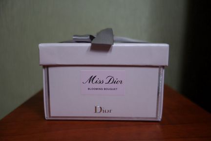 Подарочный набор Miss Dior Blooming Bouquet Dior
