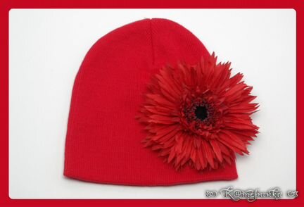 Шапочки с цветами, новые