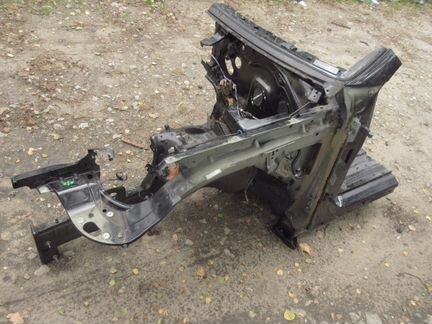 Передняя четверть porsche cayenne