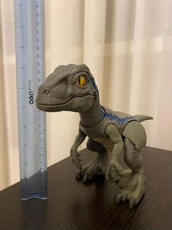 Динозавр Велоцираптор Блю Jurassic world