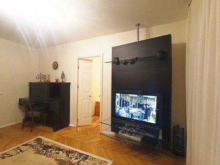 2-к квартира, 51 м², 1/9 эт.