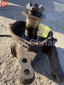 Кулак поворотный правый (цапфа) Scania б/у