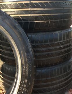 Комплект Шин Dunlop 275/40 R19 101Y