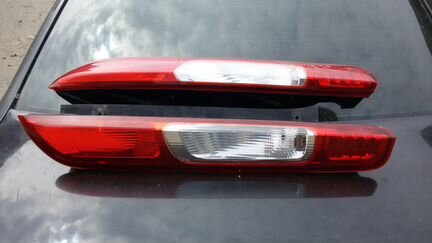 Фонарь задний Форд Фокус 2 хэтчбэк