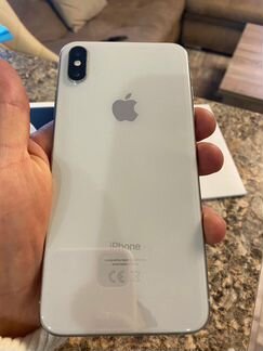 Телефон iPhone
