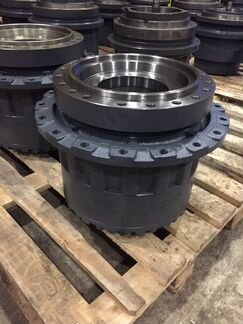 Редуктор хода гусеничного экскаватора CAT E325D