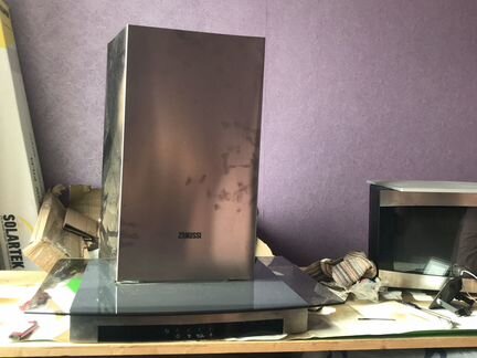 Вытяжка кухонная zanussi