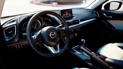 Торпеда mazda 3 кузов bm подушки безопасности
