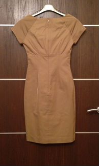 Элегантное платье Hugo Boss (40/42)