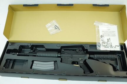 Страйкбольный автомат VFC Colt M4A1 STD Black