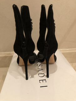 Вечерние босоножки casadei