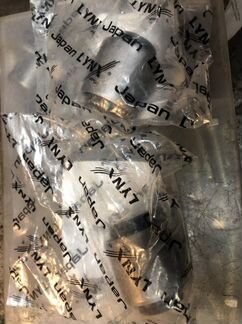 Сайлентблоки передних рычагов Honda HR-V