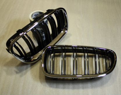 Ноздри решетки BMW F10 F11 10-15 двойные с хром ра