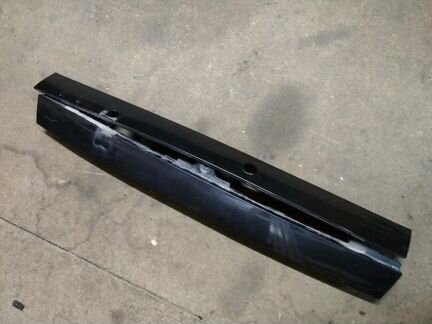 Накладка крышки багажника Ssang Yong Rexton