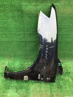 Крыло переднее левое Mitsubishi Chariot Grandis