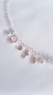 Колье с подвесками