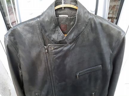 Косуха Trussardi новая