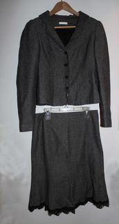 Костюм (пиджак и юбка)