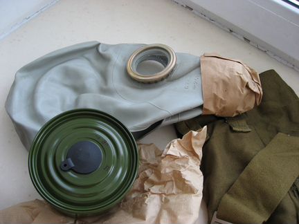 Новый противогаз в упаковке + сумка