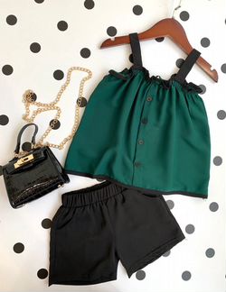 Комплект блуза и шорты