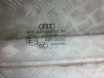 Стекло передней правой двери для Ауди Q5 2010гв