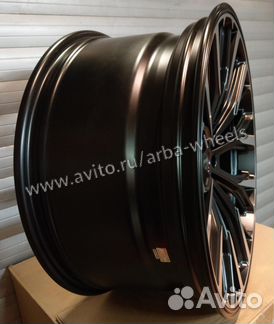 Диски Momo RF-02 на Audi Q7, Q5, Volkswagen Tuareg