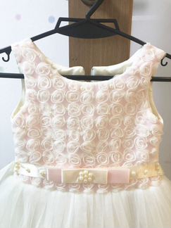 Нарядное платье для девочки