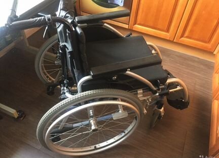 Кресло - Коляска инвалидная. В прекрасном состояни