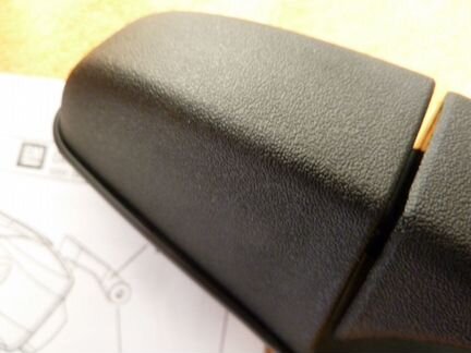 Ручка двери перед правая GM новая Тахо Эскалейд