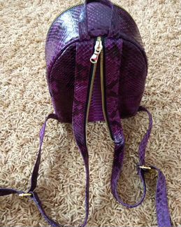 Рюкзак из кожи питона