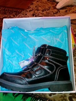 Ботинки д/м новые весна-осень 35р