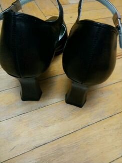 Туфли женские на каблуках Hogl