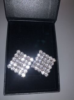 Серебряные серьги гвоздики