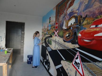 Художник. Роспись стен. Барельеф.Аэрография