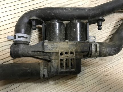 Водяной клапан BMW F01 F02 F10 F13 F07