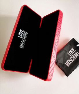Футляр для очков Love Moschino Новый