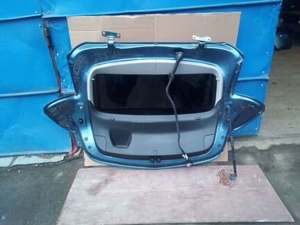 Крышка багажника Opel Astra J GTC