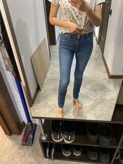 Джинсы zara 34