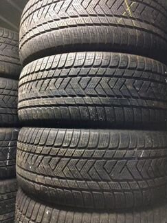 18 235 50 Pirelli Scorpion Winter J43