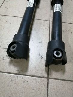Комплект задних амортизаторов BMW F48