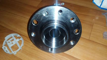 Opel zafira B 2008 ступица передняя