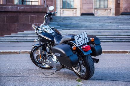 Продаю Harley Davidson Dyna Super Glide Custom 200