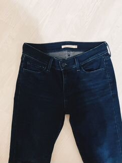 Джинсы levis