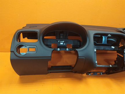 Торпедо Volkswagen Polo 5 2009-Нв