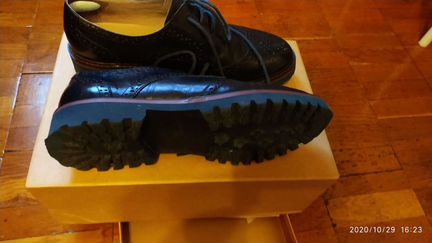 Полуботинки