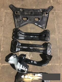 Крепление Mercedes-Benz