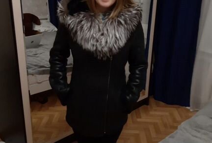 Полушубок с капюшоном, чернобурка